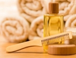 Масло жожоба для волос: действенные рецепты масок

 