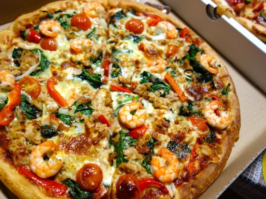 Пицца с морепродуктами - рецепт