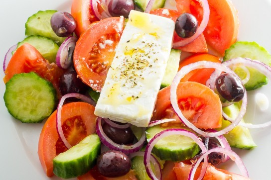 Как сделать греческий салат
