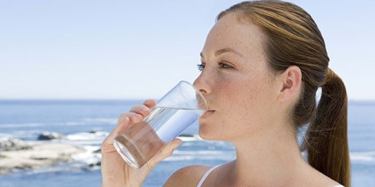 Сколько выпивать воды в сутки?