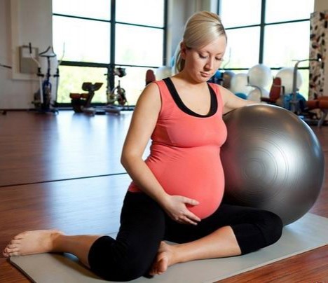 Гимнастика для беременных по триместрам