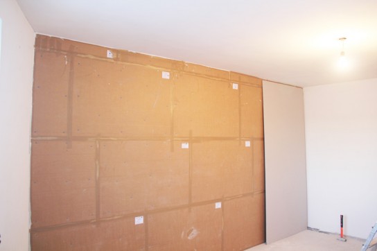 Звукоизоляция стен в квартире своими руками: какие материалы использовать?