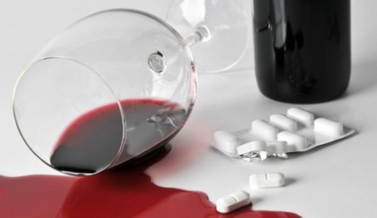 Почему запрещают употреблять алкоголь и антибиотиками вместе