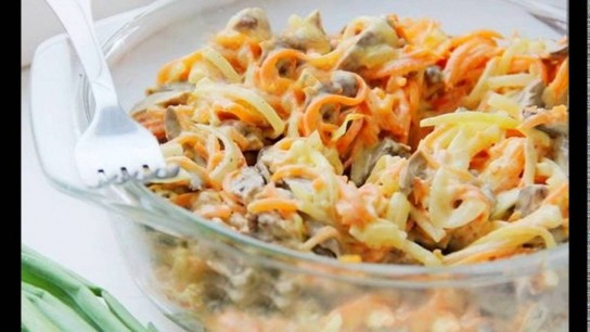 Салат Обжорка с нотками азиатской кухни